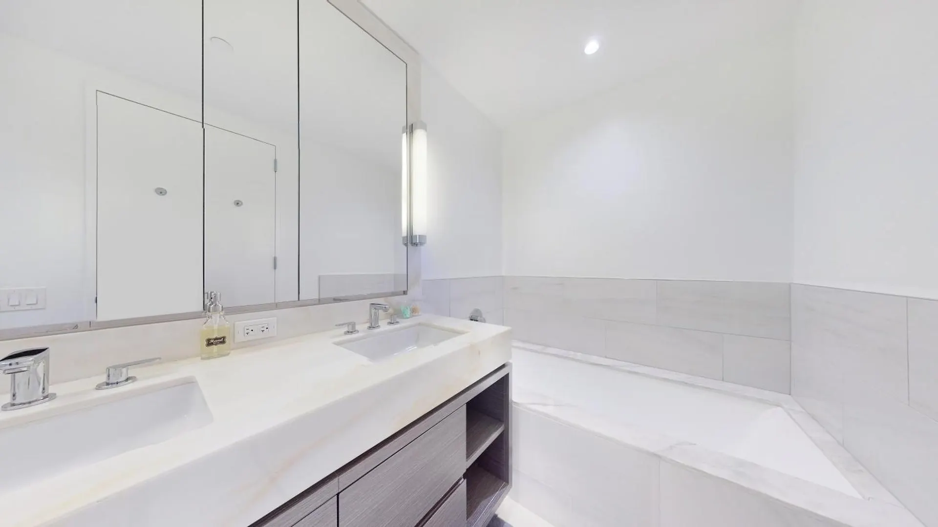 Apartment Amazing Condo In Upper West Side New York
