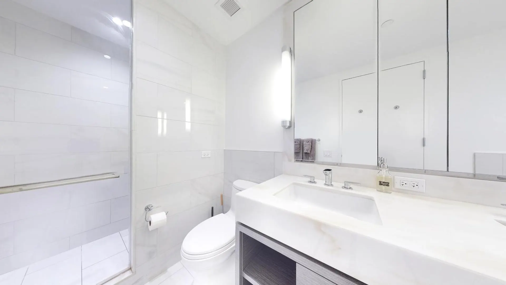 Amazing Condo In Upper West Side New York 0*,